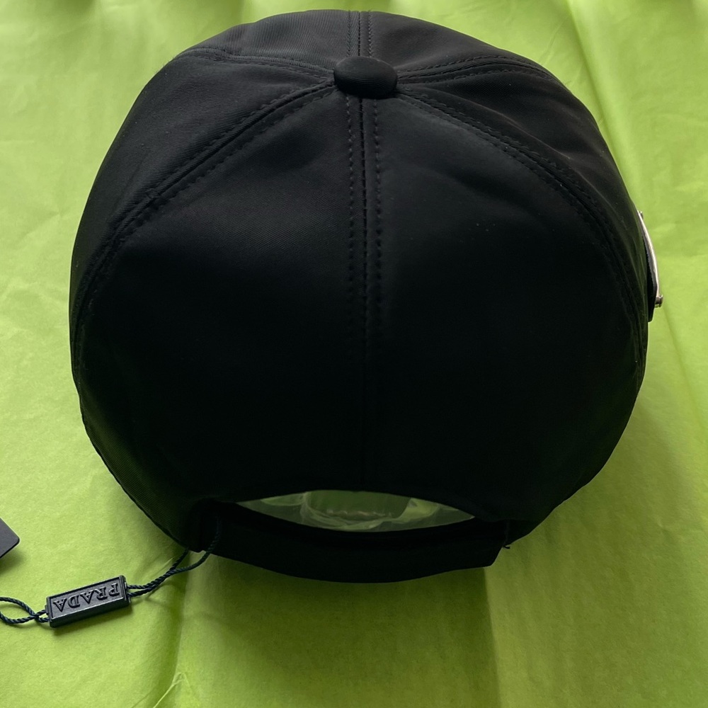 Prada Re Nylon women size M Black Nylon Cap! NWT - Picture 4 of 7
